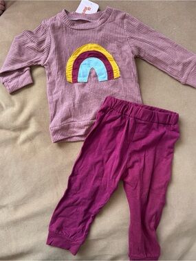 Pink Ribbed Rainbow Top with Magenta Leggings
